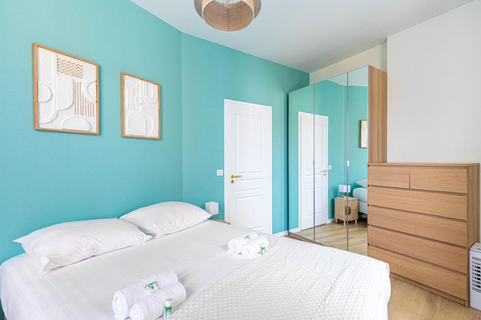 Guestready - Apt Moderne - Direct Champs Elysees Apartman Clichy Kültér fotó